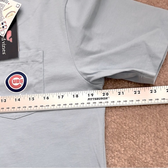 Chicago Cubs Vineyard Vines Logo Short Sleeve Crewneck T-Shirt - Picture 5 of 8
